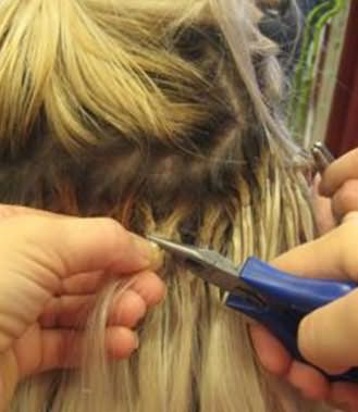 В арсенале профессиональных парикмахеров также присутствуют щипцы для снятия волос