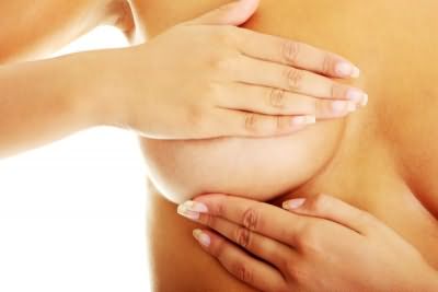 Чистая и гладкая кожа на груди давно стала обязательным условием привлекательности