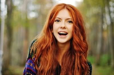 Те, кого природа наделила рыжим цветом волос, часто немного упрямые, эксцентричные и позитивно настроенные люди.
